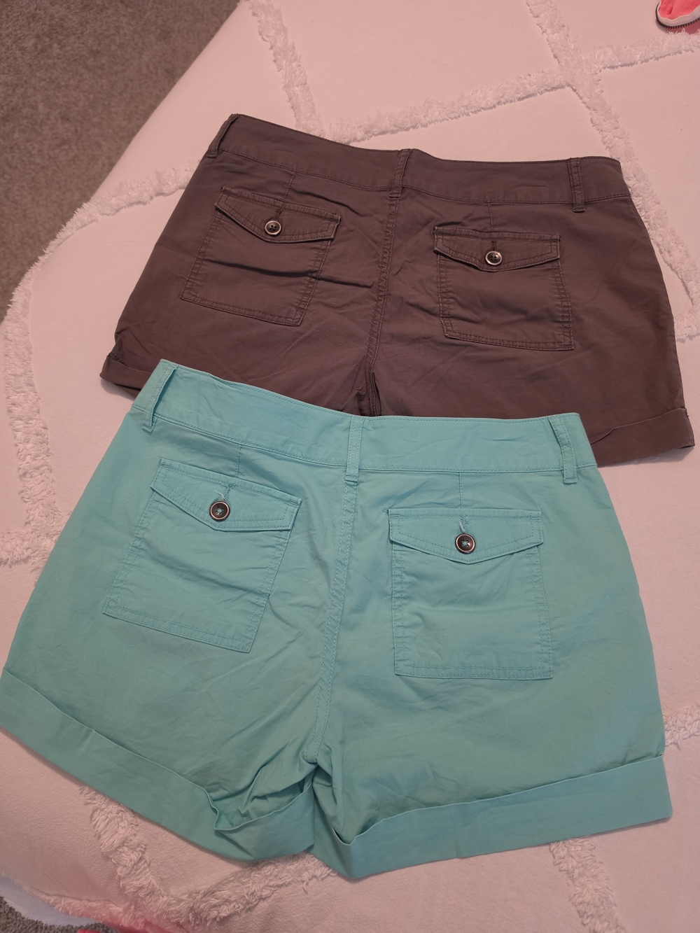 a.n.a Aqua and Olive Green Women's Shorts Set - Picture 2 of 3